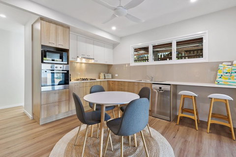 Day Dreaming - Port Augusta Accommodation 0