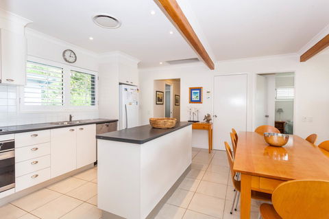 Seychelles Up - Port Augusta Accommodation 14