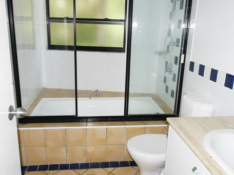 Cylinder Cove 8 - Port Augusta Accommodation 8