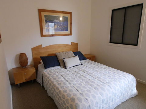 Cylinder Cove 8 - Port Augusta Accommodation 3