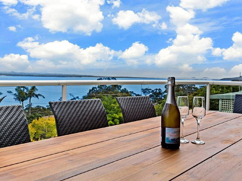 'The Bay', 25 Wallawa Rd - Huge Home With Aircon, Spectacular Views & Chromecast - Port Augusta Accommodation 1