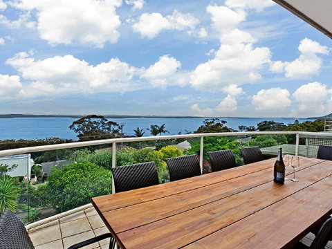 'The Bay', 25 Wallawa Rd - Huge Home With Aircon, Spectacular Views & Chromecast - Port Augusta Accommodation 0
