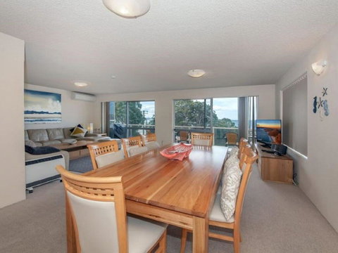 1 'Laman Lodge', 15 Laman Street - Stunning Air Conditioned Unit With Water Views And WIFI - Port Augusta Accommodation 3
