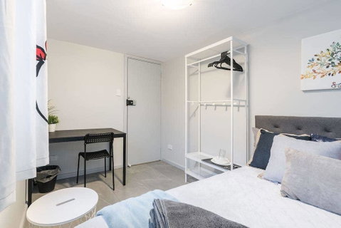 1 Double Quaint Grannyflat Private Room Near Public Transport - SHAREHOUSE - Port Augusta Accommodation 1