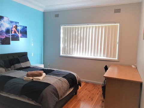 1 Double Quaint Private Room Near Public Bus Transport - SHAREHOUSE - Port Augusta Accommodation 0