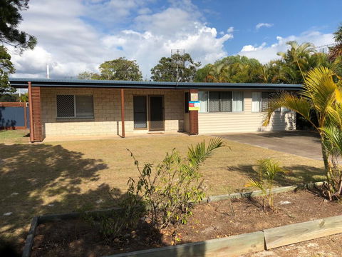 10 Cypress Avenue - Rainbow Beach, Fantastic Beach Location - Port Augusta Accommodation 0