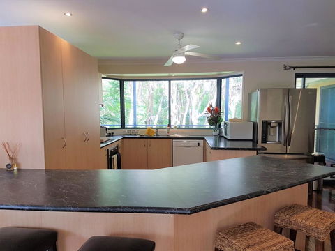 10 Naiad Court -Beach Retreat In The Bush - Port Augusta Accommodation 2