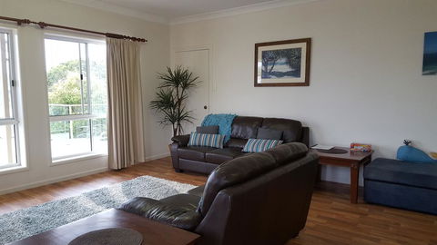 100 Cooloola Drive - Port Augusta Accommodation 3