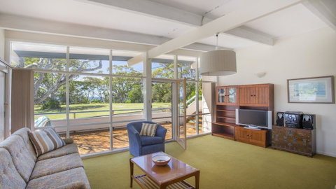 103 Bannister Head Rd - Beaming Bannister Retreat - Port Augusta Accommodation 1