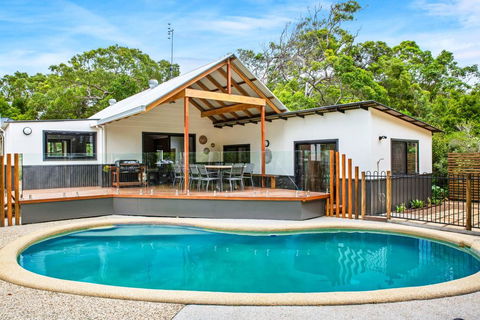 11 Naiad Court - Rainbow Shores, Fantastic Family Retreat, Swimming Pool, 200m To Beach, Free Wi-Fi - Port Augusta Accommodation 0