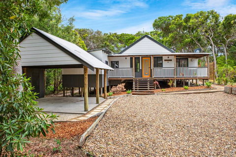 11 Naiad Court - Rainbow Shores, Fantastic Family Retreat, Swimming Pool, 200m To Beach, Free Wi-Fi - Port Augusta Accommodation 3