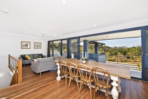 143 Matthew Flinders Drive, Port Macquarie - Port Augusta Accommodation 0