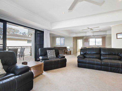 2/137 Soldiers Point Road - Luxury Unit On The Waterfront With Aircon And Free Unlimited Wi Fi - Port Augusta Accommodation 3