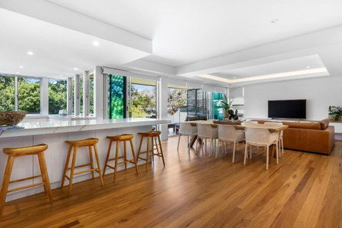 BEACH01- Mooloolaba Beachfront Apartment With Private Pool - Port Augusta Accommodation 0