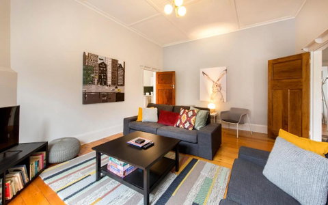 BRIGHTON HAVEN A Self-contained Modern Bungalow - Port Augusta Accommodation 0