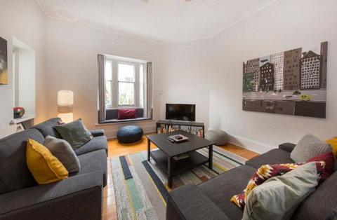 BRIGHTON HAVEN A Self-contained Modern Bungalow - Port Augusta Accommodation 1