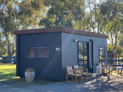 C And C Backpack - Port Augusta Accommodation 2