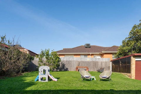 Cozy 3 BR Family Home In Mentone - Port Augusta Accommodation 2
