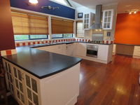 29 Church St Cowes - Large Holiday House close to shops and Beach