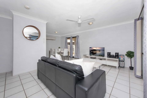 3 Bedroom Home - Port Augusta Accommodation 1