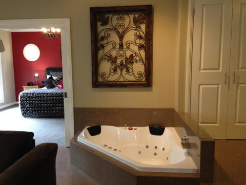 3 Kings Bed And Breakfast - Port Augusta Accommodation 0
