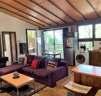 305 Montville - The Artist's Cottage - Port Augusta Accommodation