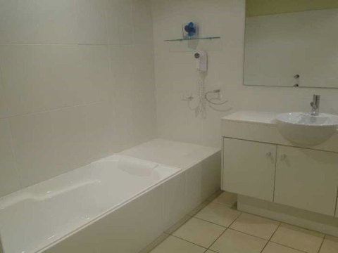 349 'Oaks Pacific Blue' 265 Sandy Point Road - Fantastic Pool - Port Augusta Accommodation 2