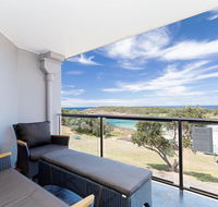 5 'The Outlook' 4 Ocean Parade - overlooking Boat Harbour beach and ducted air conditioning - Port Augusta Accommodation