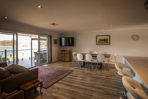64 Marina Way, Mannum - Port Augusta Accommodation 1