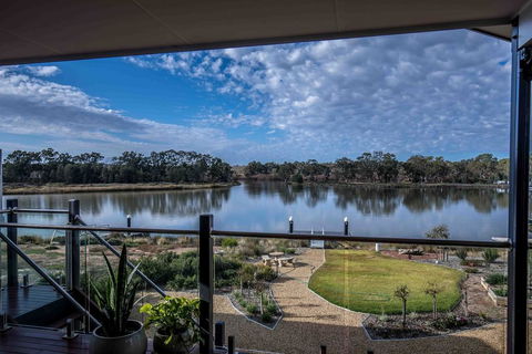 64 Marina Way, Mannum - Port Augusta Accommodation 0