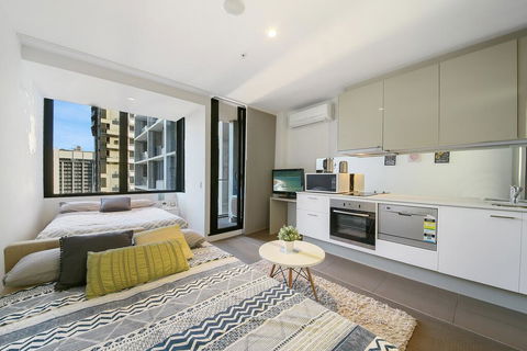 A Charming Studio With Stunning City Views - Port Augusta Accommodation 2
