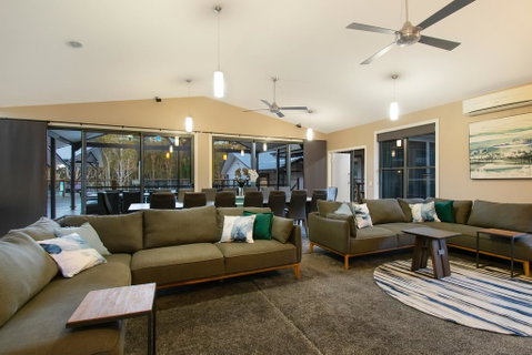 A PERFECT STAY - Lennox Unique Coastal Retreat - Port Augusta Accommodation 3