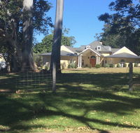 A Very French House - Port Augusta Accommodation