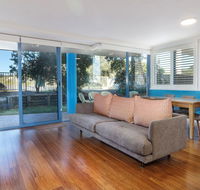 Across the road from the beach - Port Augusta Accommodation