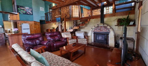 Eastern Reef Cottages - Port Augusta Accommodation 0