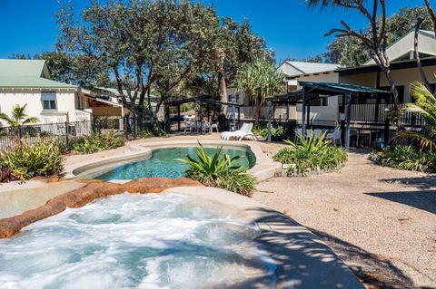 E.V. - Eurong Beach Villa - Port Augusta Accommodation 0