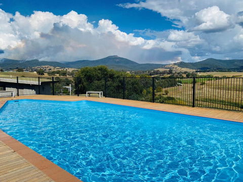 ELM Accommodation - Merrijig - Port Augusta Accommodation 0