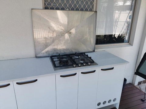 Eight Mile Plains House - Port Augusta Accommodation 4