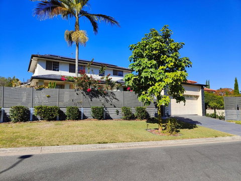 Eight Mile Plains House - Port Augusta Accommodation 1