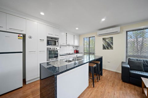 Emerald Motel Apartments - Port Augusta Accommodation 1