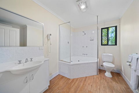 Emerald Motel Apartments - Port Augusta Accommodation 3