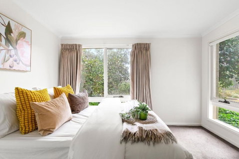 Enjoy Nature At Modern Diamond Creek Farmhouse - Port Augusta Accommodation 1