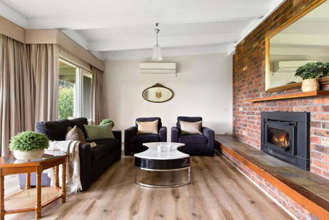 Enjoy Nature At Modern Diamond Creek Farmhouse - Port Augusta Accommodation 2
