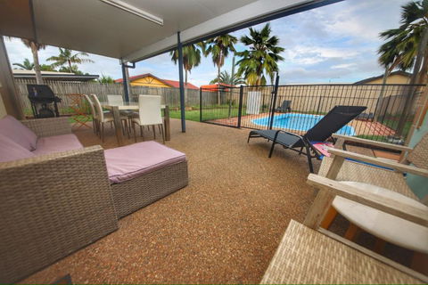 Entire Family Home With Private Pool - Port Augusta Accommodation 1
