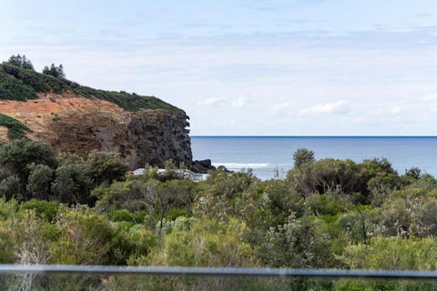 Exquisite Beachside Mansion - Port Augusta Accommodation 2