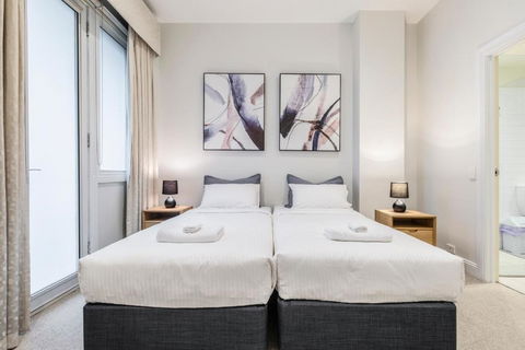 Fabulous Collins Street Luxury 2 BR Apartment - Port Augusta Accommodation 2