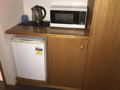 Golden Chain Aalana Motor Inn - Port Augusta Accommodation 4