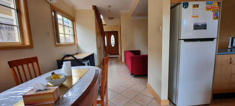 FRENCH HOUSE - Port Augusta Accommodation 2