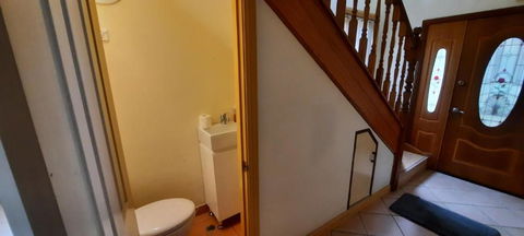 FRENCH HOUSE - Port Augusta Accommodation 3