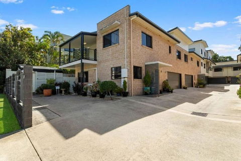 Georgina Townhouse - Port Augusta Accommodation 0